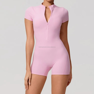 Combinaison de yoga à col zippé, taille haute, couleur unie, vêtements de sport pour femmes, manches courtes, shorts, extensible dans quatre directions - Product Image 1