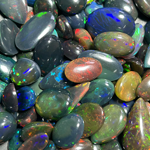 Opal noir naturel à prix abordable, cabochons de formes et tailles variées, pierres pour la fabrication de bijoux, fournisseur en gros Trimurti Gems, évalué par une tierce partie - Product Image 2