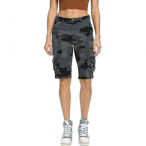 Short cargo camouflage mi-long pour femme de haute qualité, taille mi-haute, fermeture boutonnée, multi-poches, style décontracté, coupe ample - Product Image 1