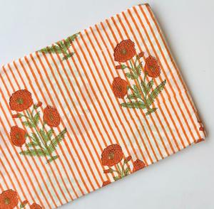 Tela de Algodón 100% Estampada a Mano Sanganeri, Fabricación India, Tela de Algodón Ecológica Hecha a Mano por Metro - Product Image 1