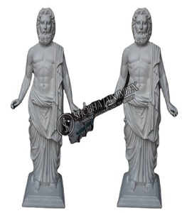 รูปปั้นไม้หรูหรา Namaste Guy & LaRoman สำหรับห้องจัดเลี้ยง - Product Image 1