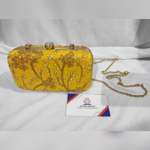 Bolso de Mano Amarillo ARTWORK MAESTRO, Moderno, Hecho a Mano, con Tela Cosida, para Mujer, Accesorio de Moda, Bolsa de Almacenamiento - Product Image 1
