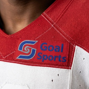 Uniforme de Fútbol Americano Personalizado, Conjunto de Camiseta Roja y Blanca, 100% Poliéster, Impresión Digital, Cuello en V, Mangas Cortas, Cintura Elástica - Product Image 5