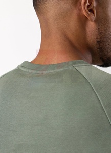 Ensemble de survêtement moderne pour homme, tenue de sport décontractée et respirante pour la gym, jogging, entraînement, mode urbaine – Prix abordable, vente en gros - Product Image 3