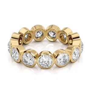 Bague d'éternité Seriquea à sertissage rond avec diamants de laboratoire certifiés IGI - Product Image 1