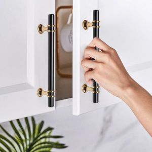 Maniglie per Cassetti e Armadi in Stile T-Bar Nero e Oro, Maniglie per Ante di Cucina - Maniglie e Pomelli per Mobili - Product Image 1