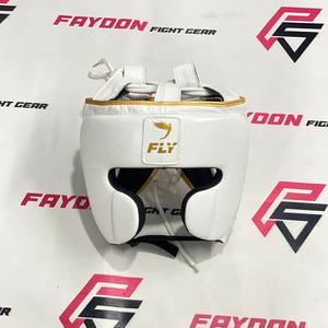 Dernier modèle Fly Kit d'entraînement de boxe personnalisé en cuir, comprenant Gants d'entraînement, Équipement de protection de la tête, Protège-guêtres, pour Kickboxing MMA, Léger - Product Image 3