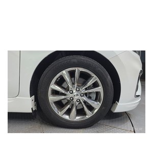 2019 para Kia Carnival High Limousine de 9 plazas, cámara trasera, transmisión automática, emisiones Euro V, diésel, asientos de cuero, volante a la izquierda - Product Image 5