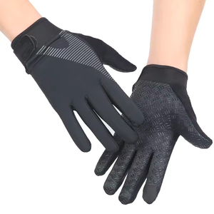 Gants de cyclisme à marque privée avec logo personnalisé, maille respirante et paume antidérapante pour les distributeurs de marques sportives, vente en gros - Product Image 1