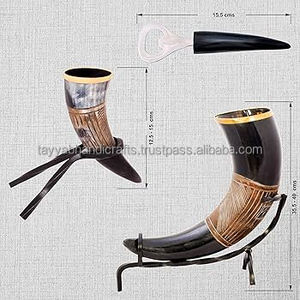Cuerno para beber de búfalo pulido con punta metálica, diseño único, del fabricante - Product Image 1