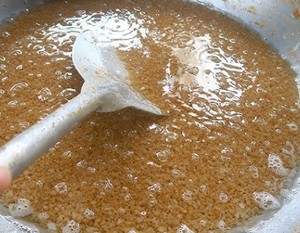 Hot Selling BEN TRE Coconut Oil From Vietnam Handmade High Applications Standard Export OEM Retail Wholesale Vietnam Trader - Product Image 6