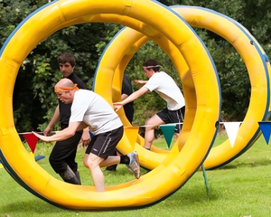 Roue de course gonflable de qualité commerciale pour hamsters - Activité événementielle compétitive, sûre et inoubliable - Product Image 1