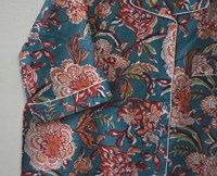 Ensemble de pyjama d'été en coton floral fait main pour femme, imprimé blocs bleu sarcelle et corail, chemise à manches longues boutonnée et short assorti