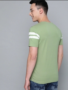 T-shirt décontracté sans col à manches courtes vert uni pour homme, tricoté 100% coton, écologique, idéal pour l'été - Product Image 3