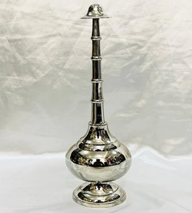 Elegante rociador de agua bendita de latón plateado para ceremonias de iglesia y templo. Disponible a precios de mayorista - Product Image 5