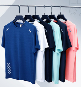 Conjunto Deportivo Unisex de 2 Piezas a Bajo Precio, Cuello Redondo, para Gimnasio y Running, Impermeable, 100% Poliéster, Cintura Elástica - Product Image 5