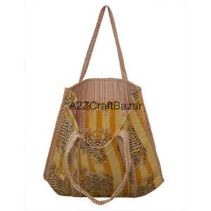 Bolsa de Mano Grande Multicolor con Estampado Floral, 100% Algodón Puro, Acolchada, Ecológica, con Asa Larga para la Playa y Compras - Product Image 6