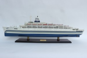 SS SEA BREEZE - Modèle de bateau de croisière Panama en bois artisanal - Product Image 2