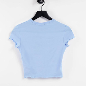 T-shirt court tendance pour femme style streetwear – Look décontracté et jeune à manches courtes - Product Image 3