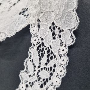 Dentelle extensible florale légère avec bord festonné en nylon et élasthanne de 4 cm pour lingerie et garniture décorative - Product Image 5