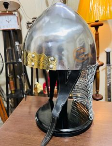 Casque de Viking en fer poli plaqué argent-or, fait main, calibre 18, avec gravures en laiton, en maille de fer, pour Halloween et Thanksgiving - Product Image 3