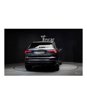 Audi Q3 35 TDI Premium 2023, 16,210 km, Diésel, Asientos de Cuero, Volante a la Izquierda, con Cámara Trasera - Product Image 4