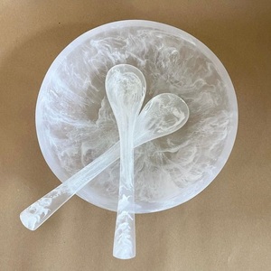 Bol à salade en résine de couleur naturelle, design écologique, fait main, haute qualité, vaisselle moderne, cuillères décoratives pour la table - Product Image 3