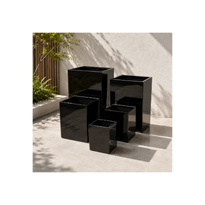 Macetas de fibra de vidrio, maceteros contemporáneos para exteriores, diseño cuadrado, calidad resistente a la intemperie, cuerpo ligero y duradero - Product Image 1
