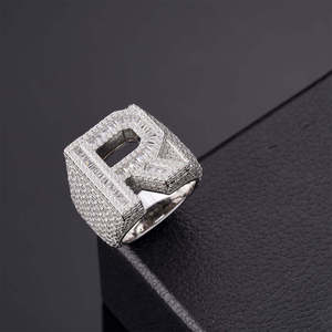 Anillo de Cóctel Geométrico para Hombre, Plata 925, Bañado en Rodio, Corte Baguette, Engaste Pavé de Diamantes, Estilo Hiphop - Product Image 1
