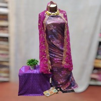 Tissu de Vêtement Jacquard en Velours Somalien Maqbal de Qualité Supérieure pour Robe de Mariage Fille, Tissé 50% Coton 50% Polyester Sergé