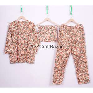 Ensemble de pyjama d'été de luxe à motifs floraux imprimés pour demoiselles d'honneur, 100% coton respirant, pyjama doux à col tricoté - Product Image 6