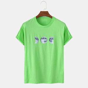 T-shirt vert à manches courtes pour homme avec imprimé phases de lune, col rond, coupe décontractée, 100 % coton jersey - Product Image 1