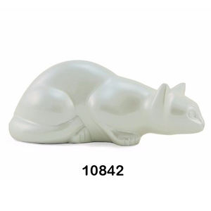 โกศสัตว์เลี้ยงทองเหลืองเคลือบดีบุก ขนาด 9 นิ้ว สำหรับแสดงความรักและเกียรติยศแก่เพื่อนรัก - Product Image 3