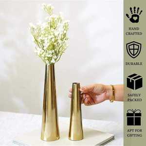 Ensemble de vases modernes en laiton de haute qualité, finition dorée, forme conique, porte-fleurs décoratif pour la décoration intérieure de la maison, à prix avantageux - Product Image 5