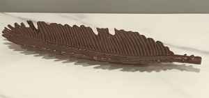 Bandeja de Servir Moderna con Diseño de Hoja para Cocina, Color Oscuro, de Aluminio Fundido con Acabado y Tamaño Personalizables - Product Image 3