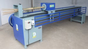 Máquina automática para partir bambú con velocidad de corte ajustable para carpintería personalizada y aplicaciones de precisión en la división de bambú - Product Image 4