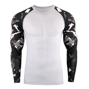 Custom Womens Polyester Jersey Rash Guard With UV Resistant Flatlock Seams And Custom Sleeve Logo Short Sleeve <b>Compression</b> <b>Shirt</b> - Product Image 5