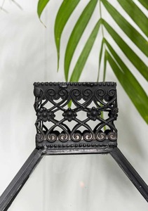 Juego de Dos Faroles Decorativos Negros para Velas, Ideales para Decoración Navideña, Habitaciones de Huéspedes y Entradas Elegantes del Hogar, Hechos en India - Product Image 5