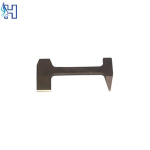 Outils vétérinaires personnalisés en acier au carbone noir pour ferriers : Pince à sabots antidérapante et réutilisable pour chevaux - Product Image 5