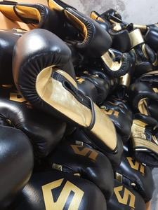 Gants de boxe en cuir de vachette sur mesure, haute qualité, pour entraînement MMA et Sanda, équipement de combat durable pour arts martiaux - Product Image 5