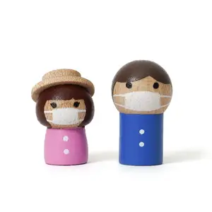 [2.7] फैक्टरी गर्म बिक्री लकड़ी पहने मास्क लोगों DIY सजावट बच्चों खिलौना