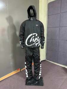 ชุดเซ็ตเสื้อแจ็คเก็ตมีฮู้ดซิปพร้อมกางเกงขาสั้นผ้าไนลอนน้ำหนักเบาสำหรับผู้ชาย ลายกราฟิก 2 ชิ้น ชุดลำลองฤดูร้อน สไตล์สตรีทแวร์ - Product Image 3