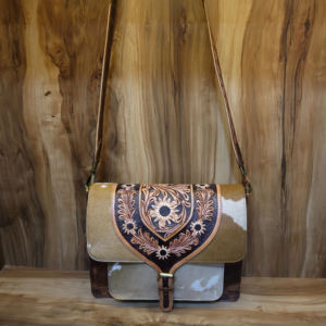 Bolso de mano de cuero con pelo de vaca grabado estilo occidental único para mujer, hecho a mano, estilo vintage, tipo bandolera - Product Image 1