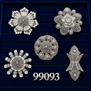 แหวนทองชุบประดับเพชรซิคอนและพลอยสังเคราะห์รูปกลุ่มดาวทรงเรขาคณิตทันสมัยสำหรับผู้หญิงจาก MOLL JEWELLERS - Product Image 2