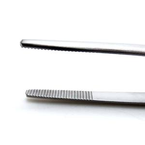 Pinzas quirúrgicas de alta precisión de 6 pulgadas con punta serrada de 2 cm, de acero inoxidable, para tejidos, de Grip Surgical - Product Image 2