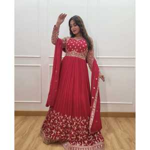 Ensemble de costumes de fête élégants pour femmes avec un beau design Pent et Dupatta - Product Image 1