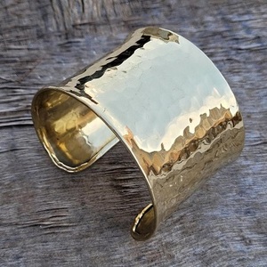 Brazalete Moderno Ligero de Metal Indio, Cobre, Latón, Chapado en Oro, Martillado, con Impresión Personalizada, para Acción de Gracias y Aniversario - Product Image 5