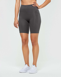 Shorts de compression en graphite pour femmes avec poches, taille haute, anti-transpiration, vente en gros - Product Image 1