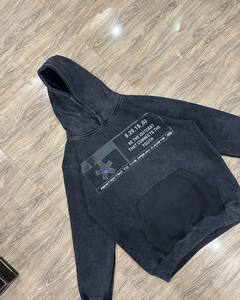 Sweat à capuche personnalisé en molleton 100 % coton, imprimé DTG, coupe courte, ourlet brut, style vintage, sérigraphié - Product Image 4