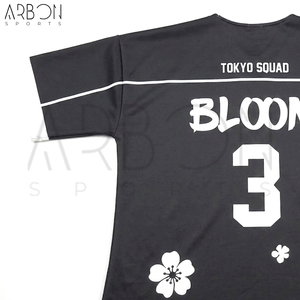 Maillots de football américain surdimensionnés à col en V avec imprimé floral noir et blanc, style esthétique, grande taille, avec transfert thermique - Product Image 4